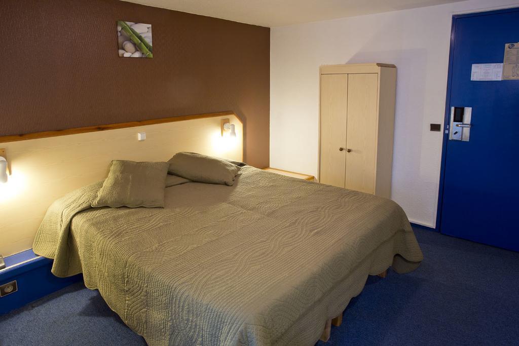 Hipotel Paris Marne La Vallée Noisiel Esterno foto
