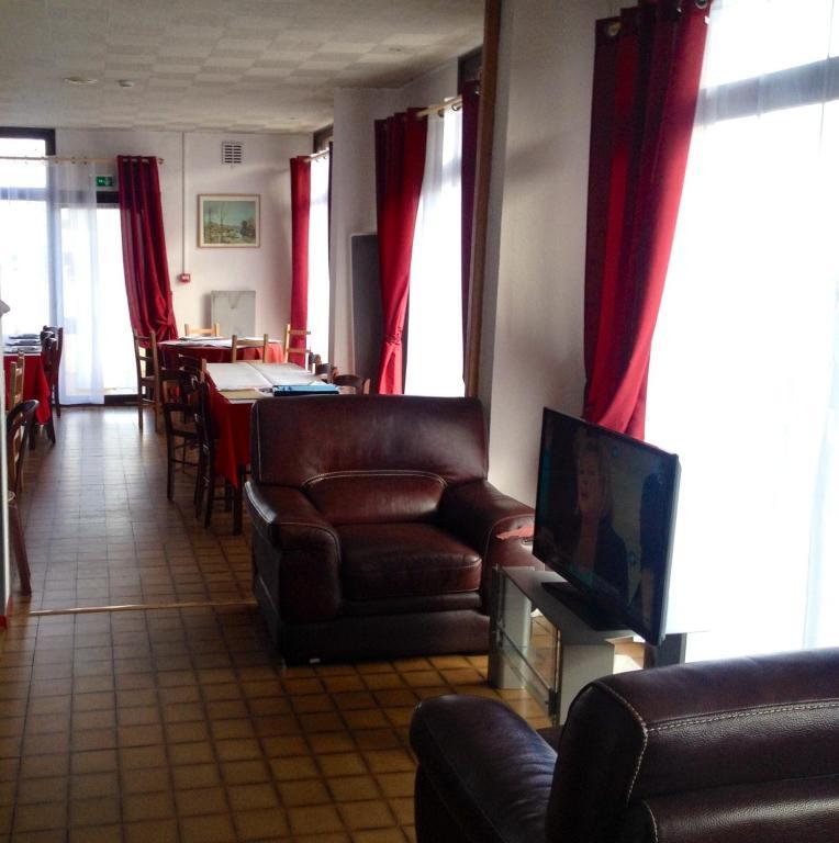 Hipotel Paris Marne La Vallée Noisiel Esterno foto